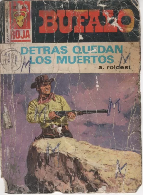 Detras quedan los muertos
